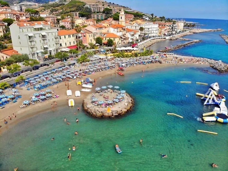 Villa Casa Giulia Santo Stefano al Mare Casa vacanze